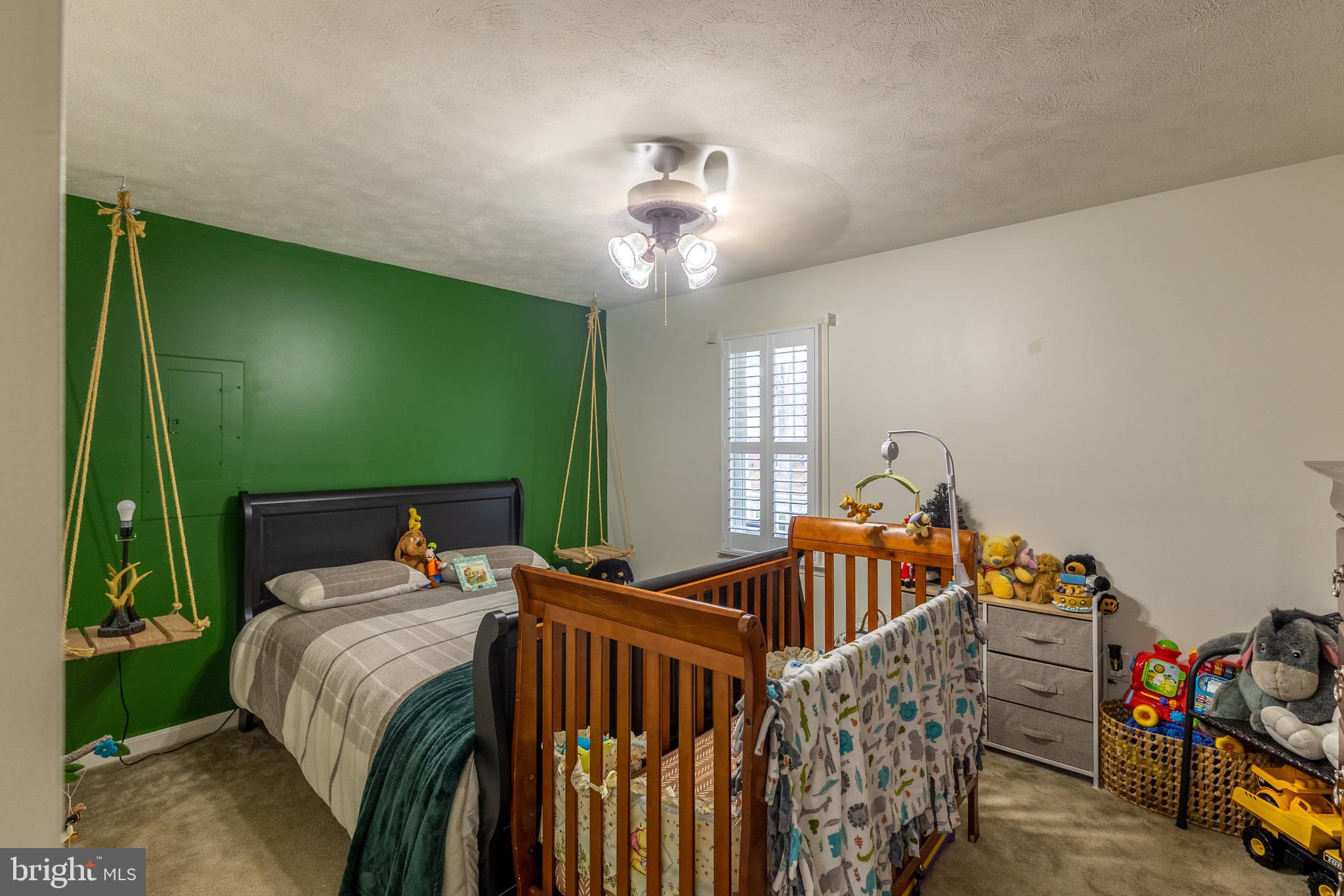 CLASSIC SHORES - Residential