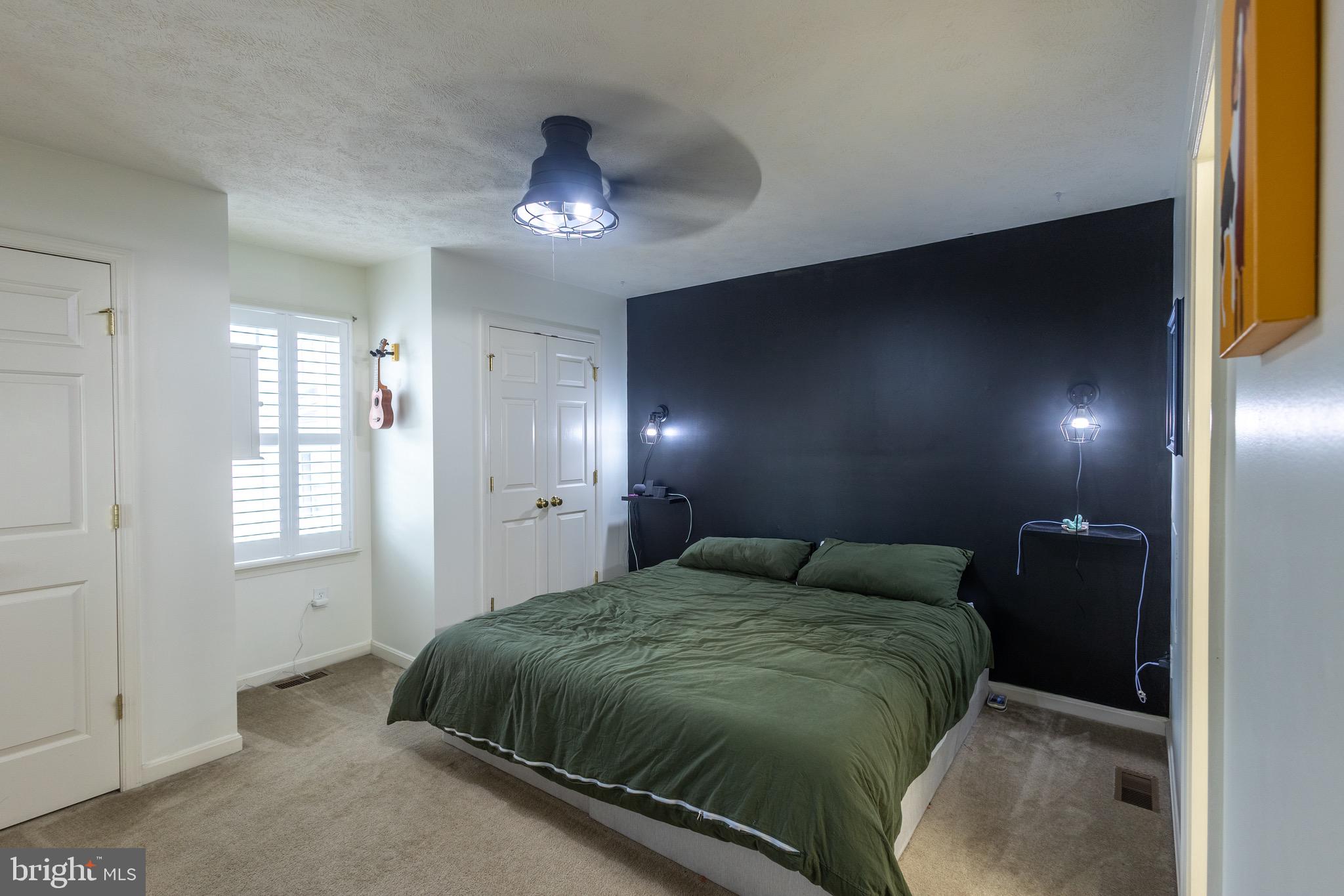 CLASSIC SHORES - Residential