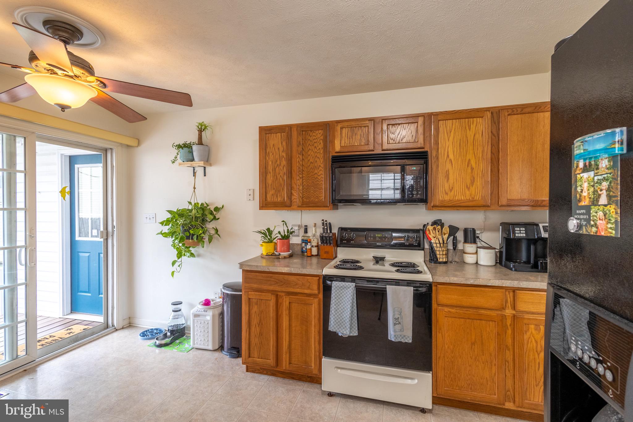 CLASSIC SHORES - Residential