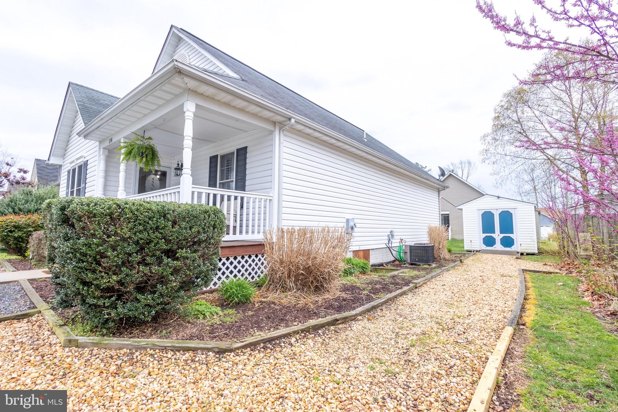 CLASSIC SHORES - Residential