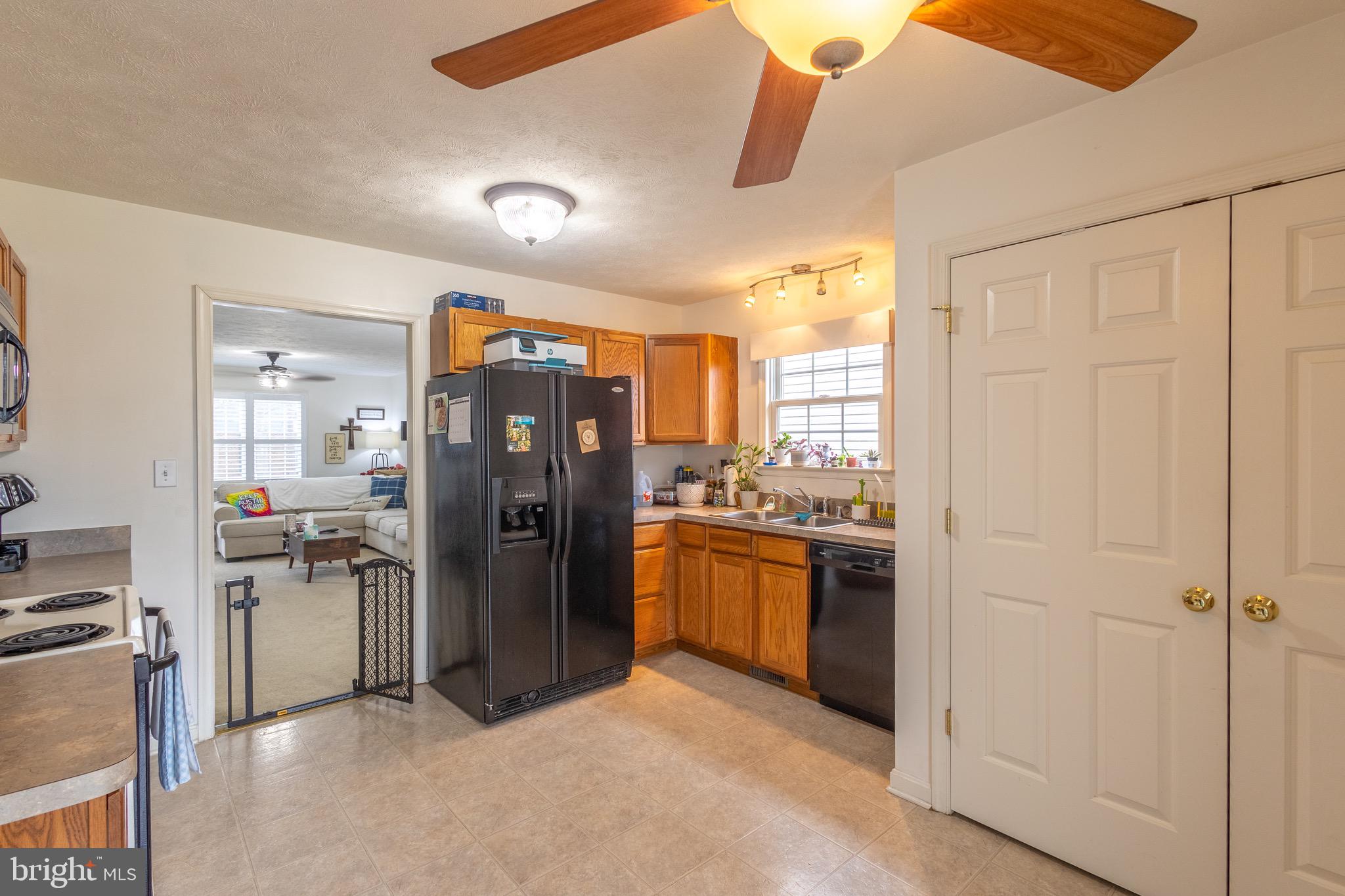 CLASSIC SHORES - Residential