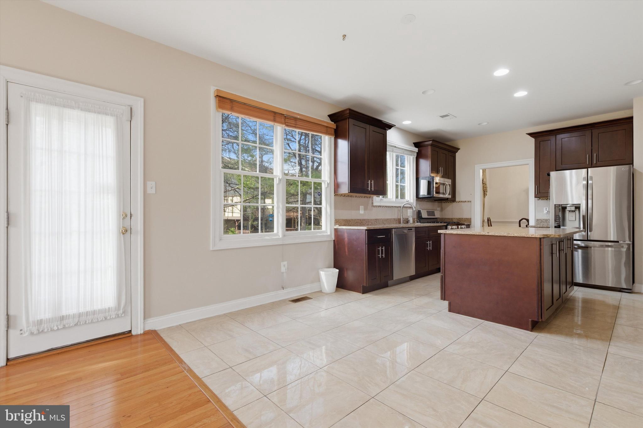 COLESVILLE OUTSIDE - Residential