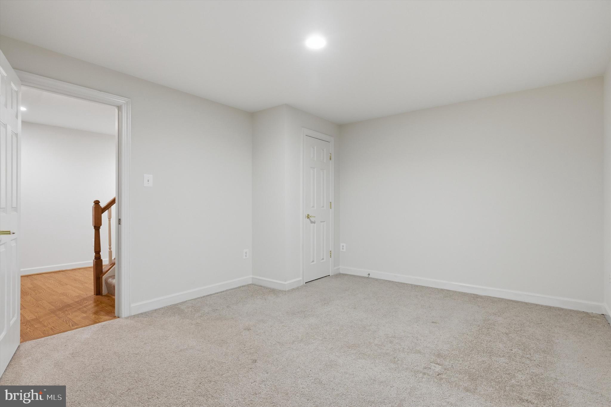 COLESVILLE OUTSIDE - Residential