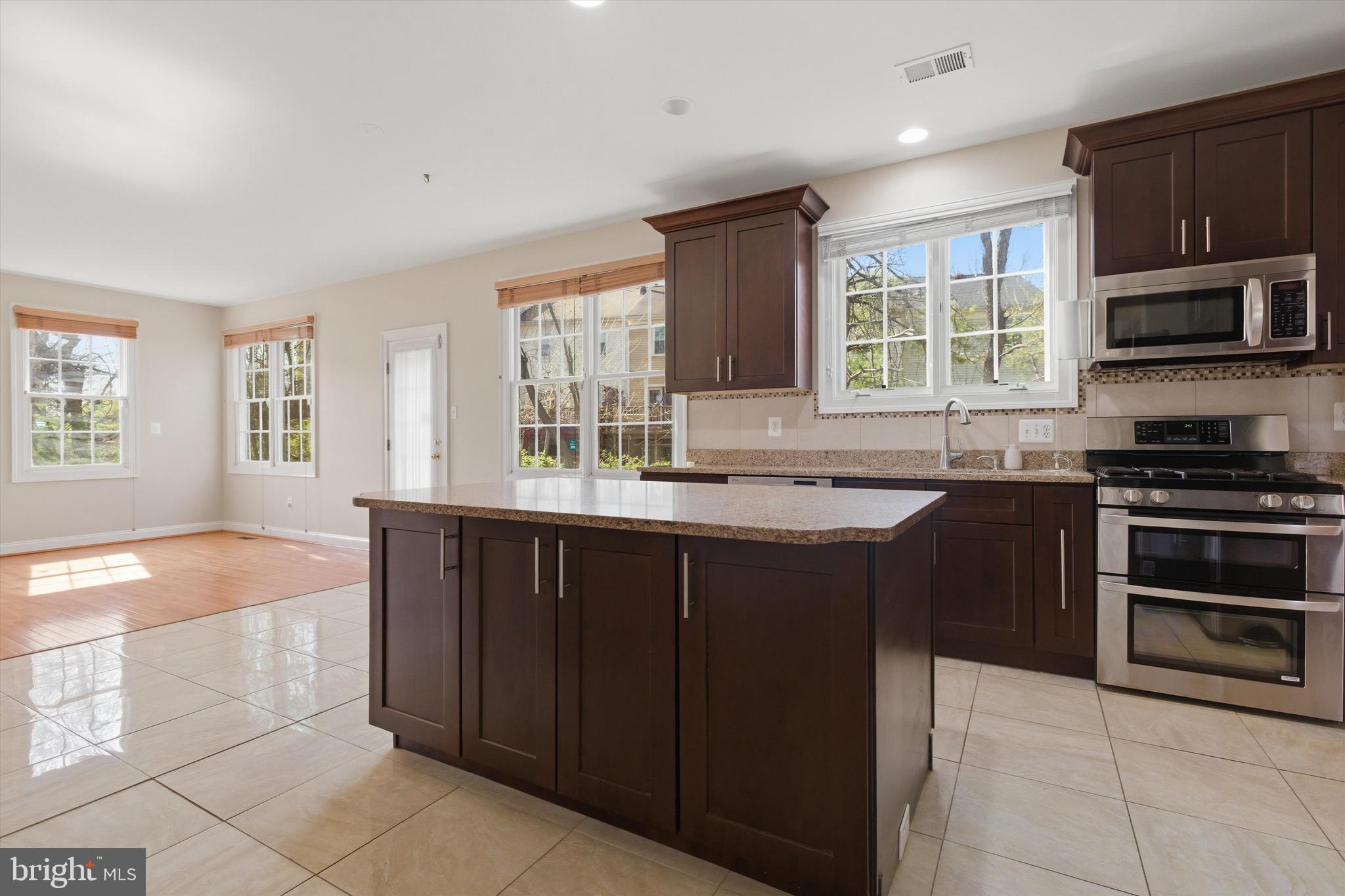 COLESVILLE OUTSIDE - Residential