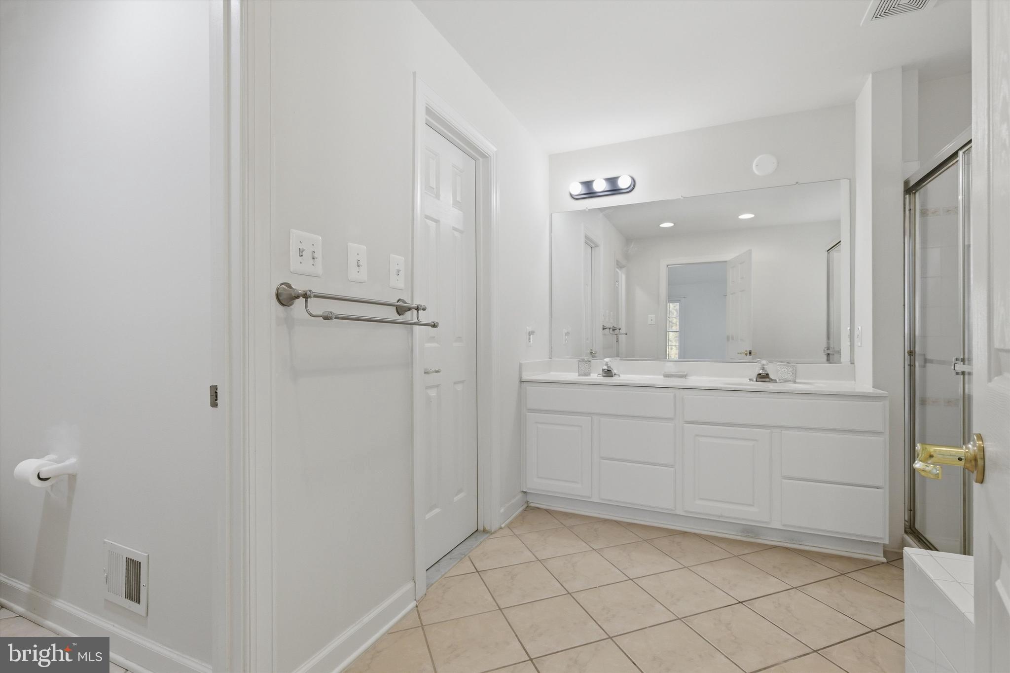 COLESVILLE OUTSIDE - Residential