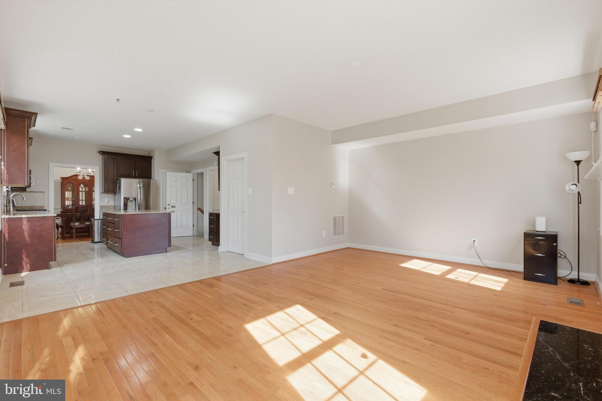 COLESVILLE OUTSIDE - Residential