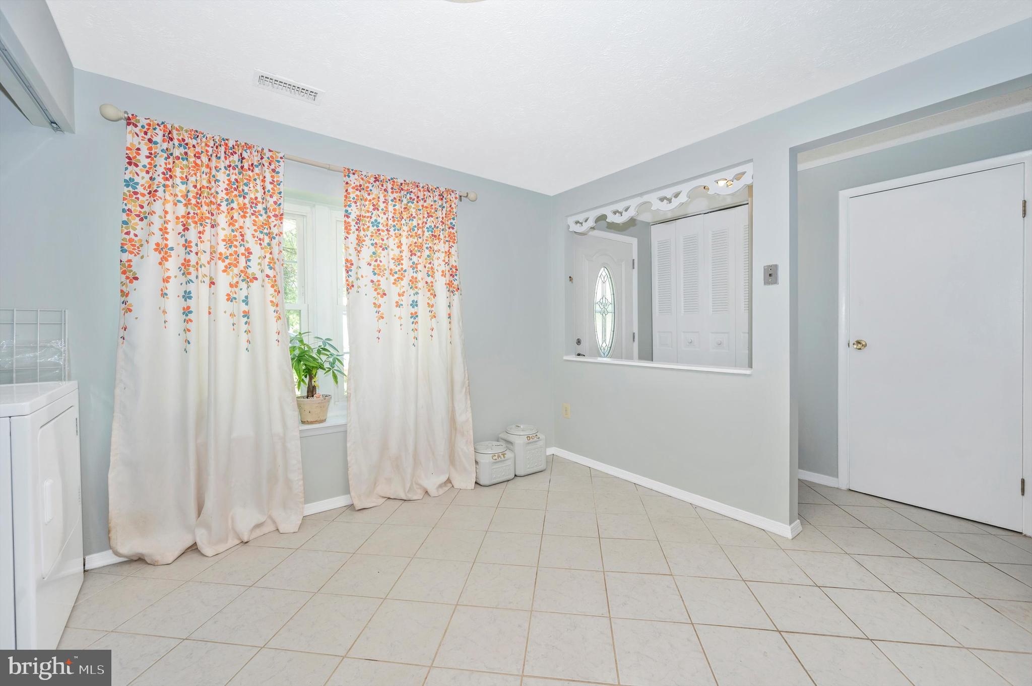 MEADOWVALE - Residential