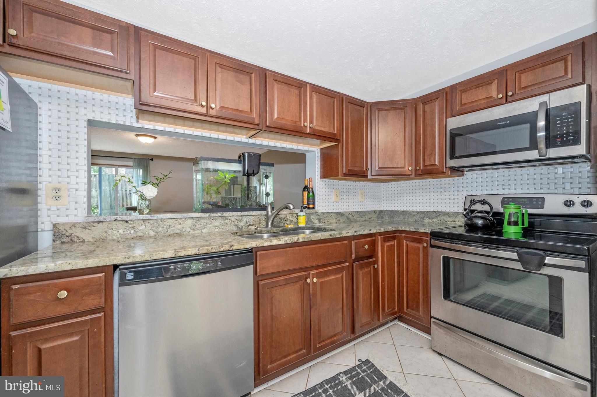 MEADOWVALE - Residential