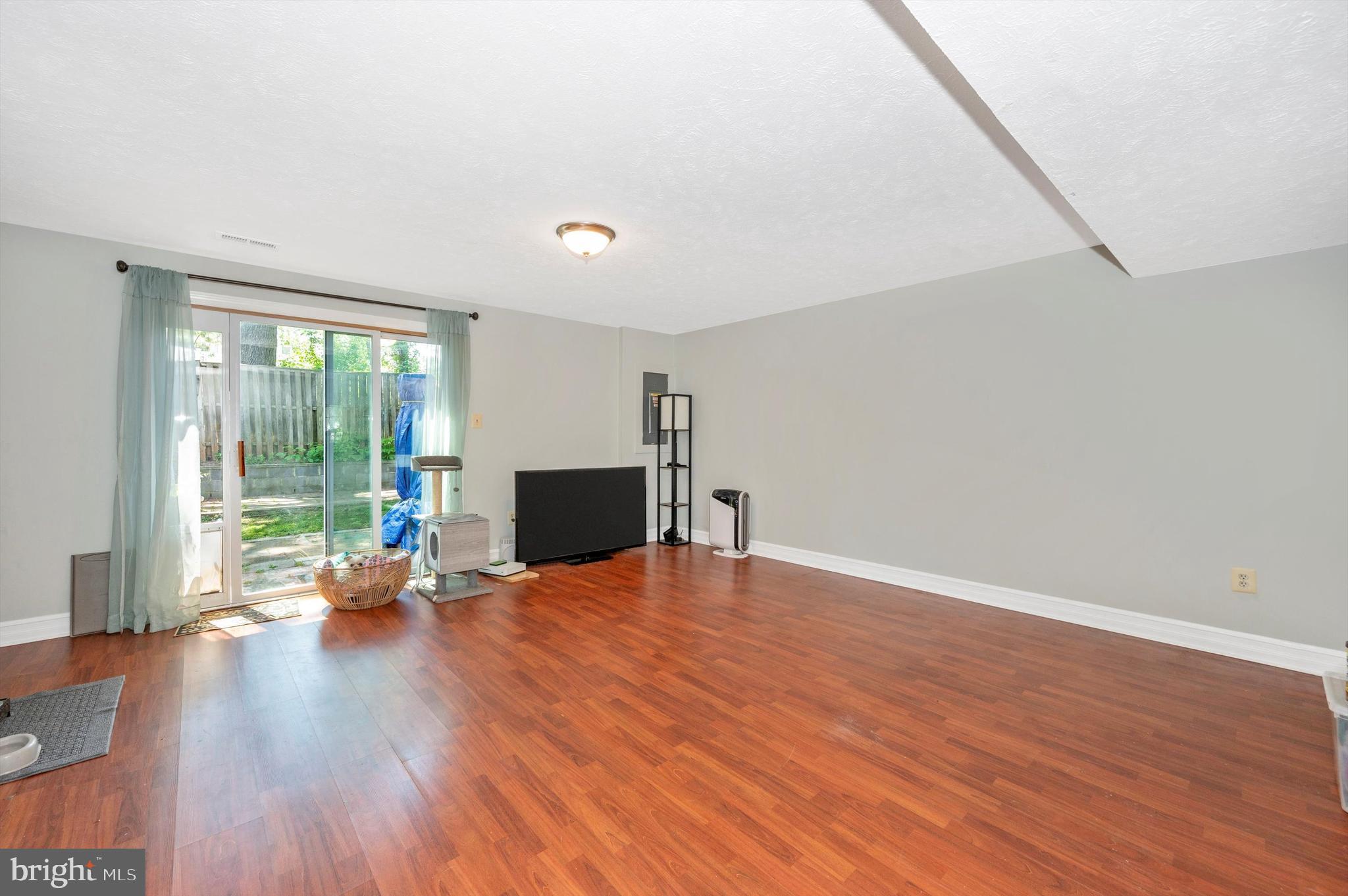 MEADOWVALE - Residential