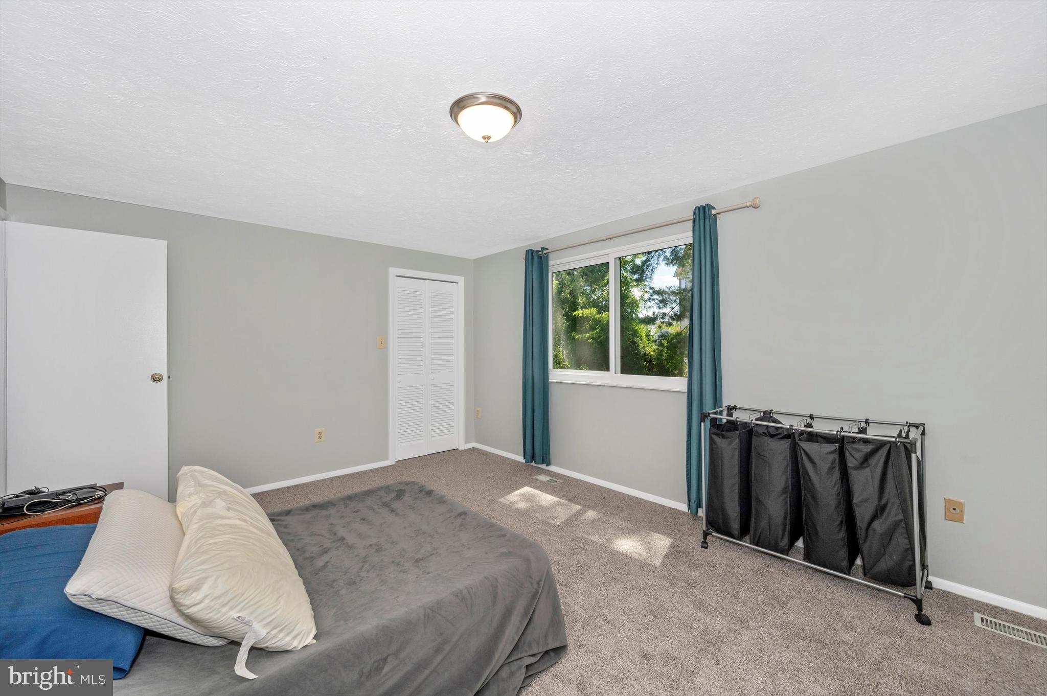 MEADOWVALE - Residential