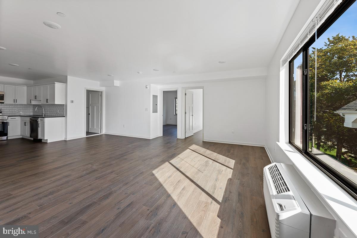 404 FOUNTAIN STREET 214