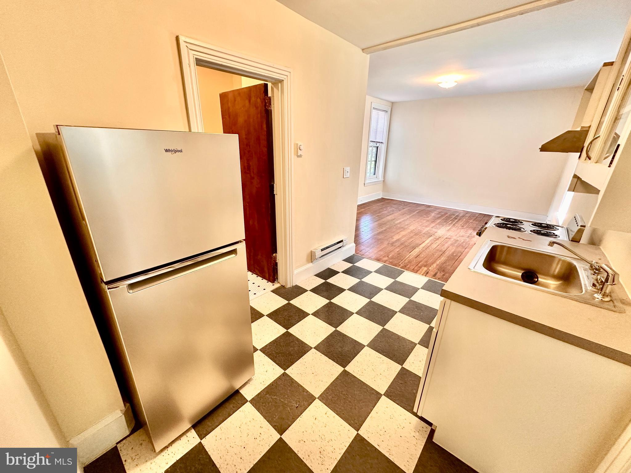 GERMANTOWN - Residential Lease