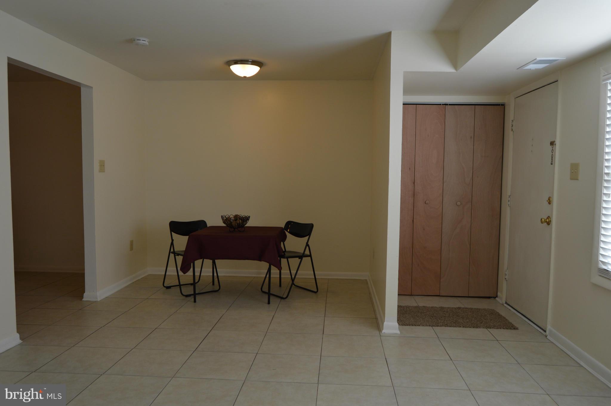 WHISKEY BOTTOM - Residential