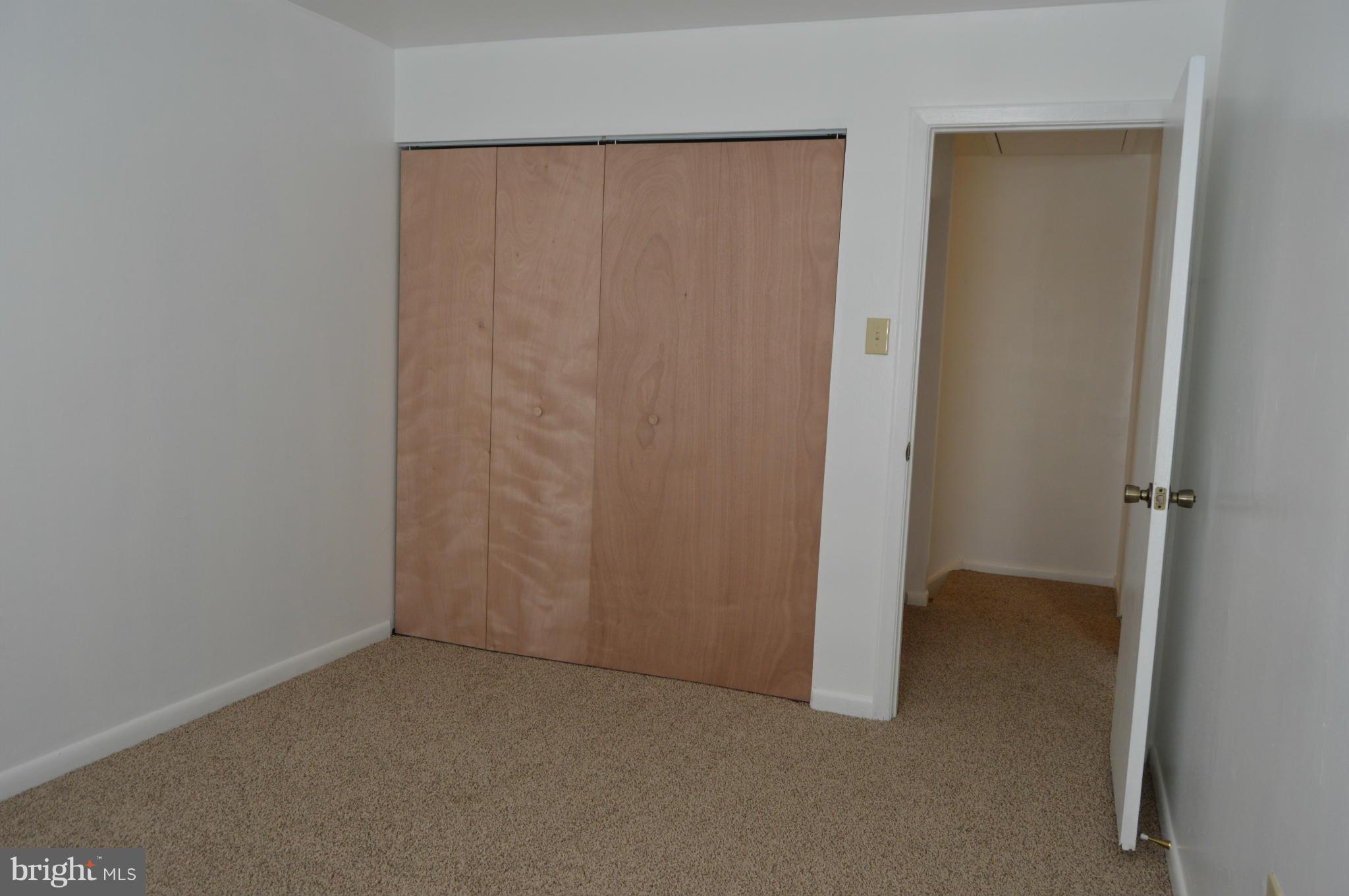 WHISKEY BOTTOM - Residential