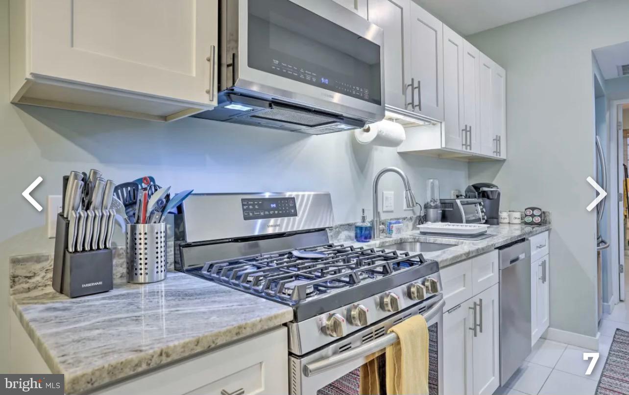 OLDE KENSINGTON - Residential Lease