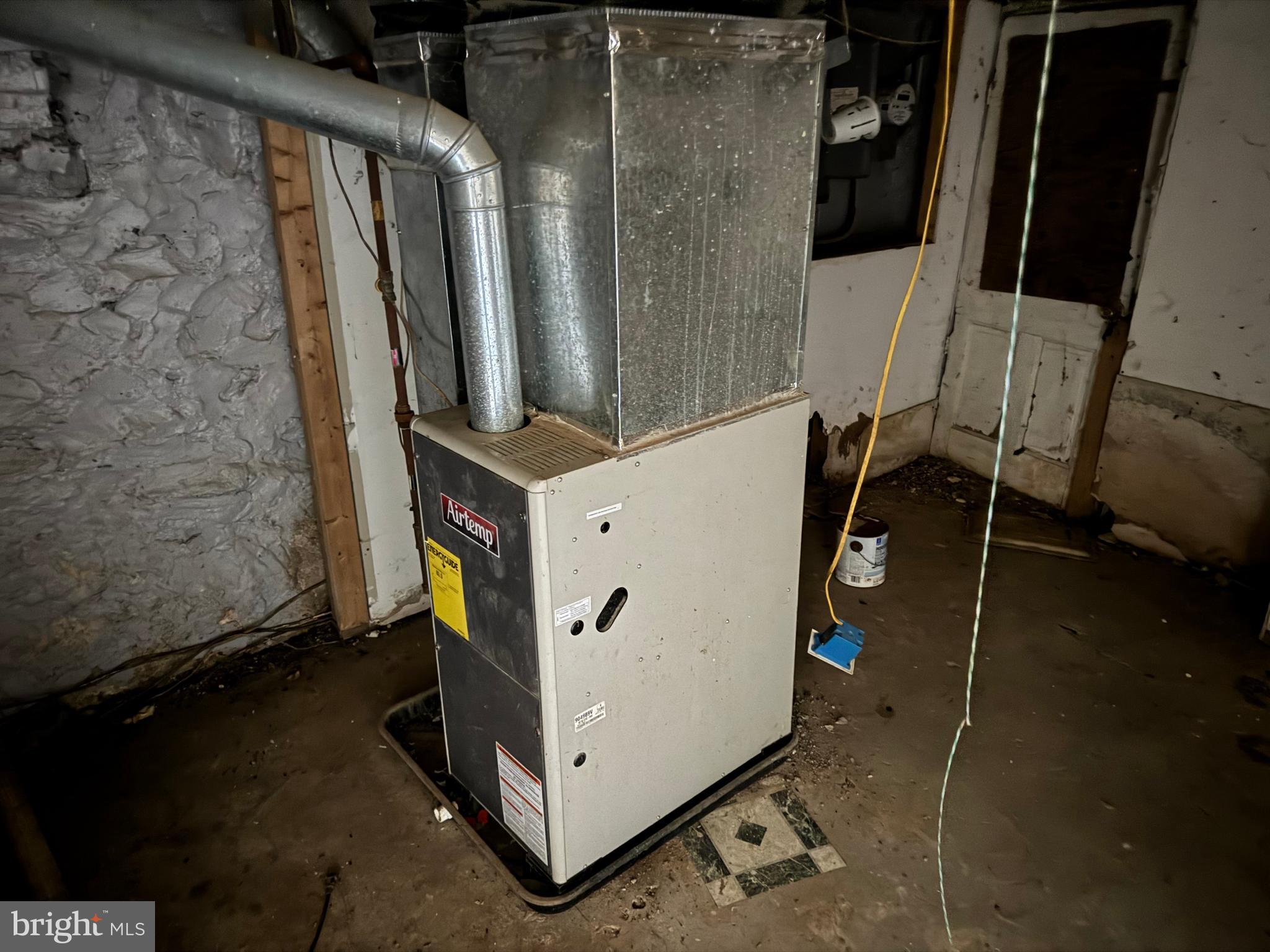 BALTIMORE HIGHLANDS - Residential