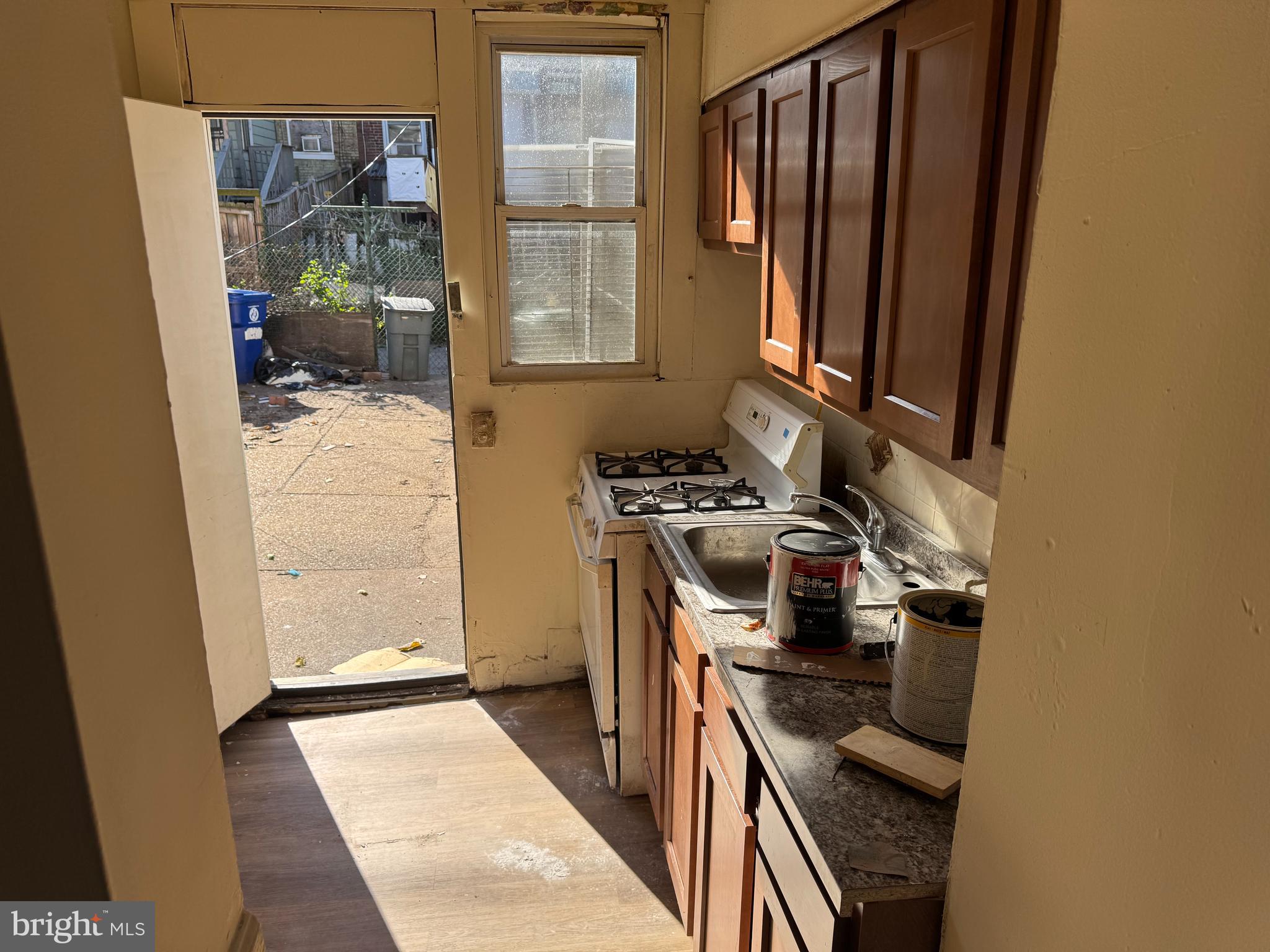 BALTIMORE HIGHLANDS - Residential