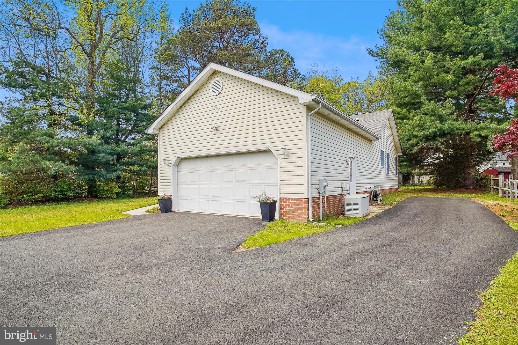 1006 WORCESTER DRIVE