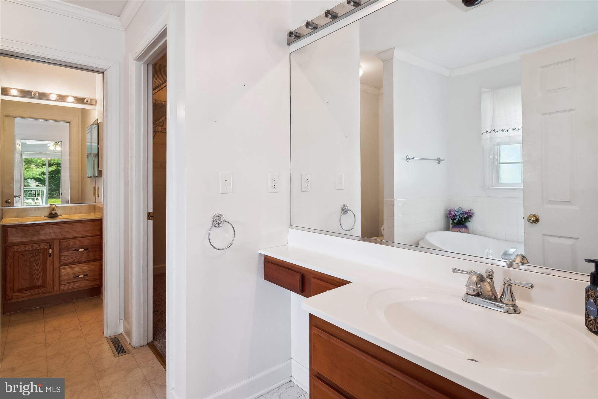 BAY CITY - Residential