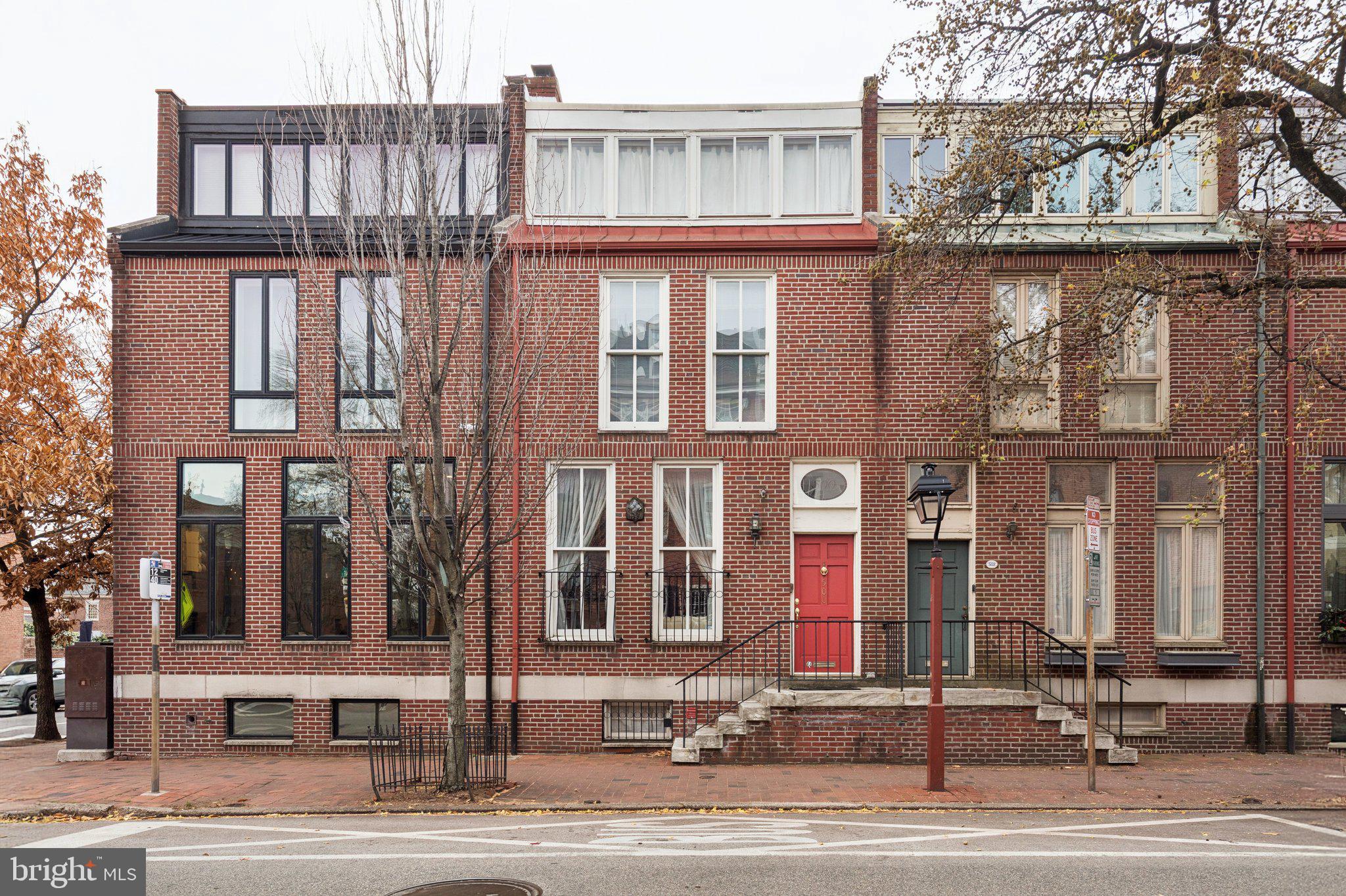 SOCIETY HILL - Residential