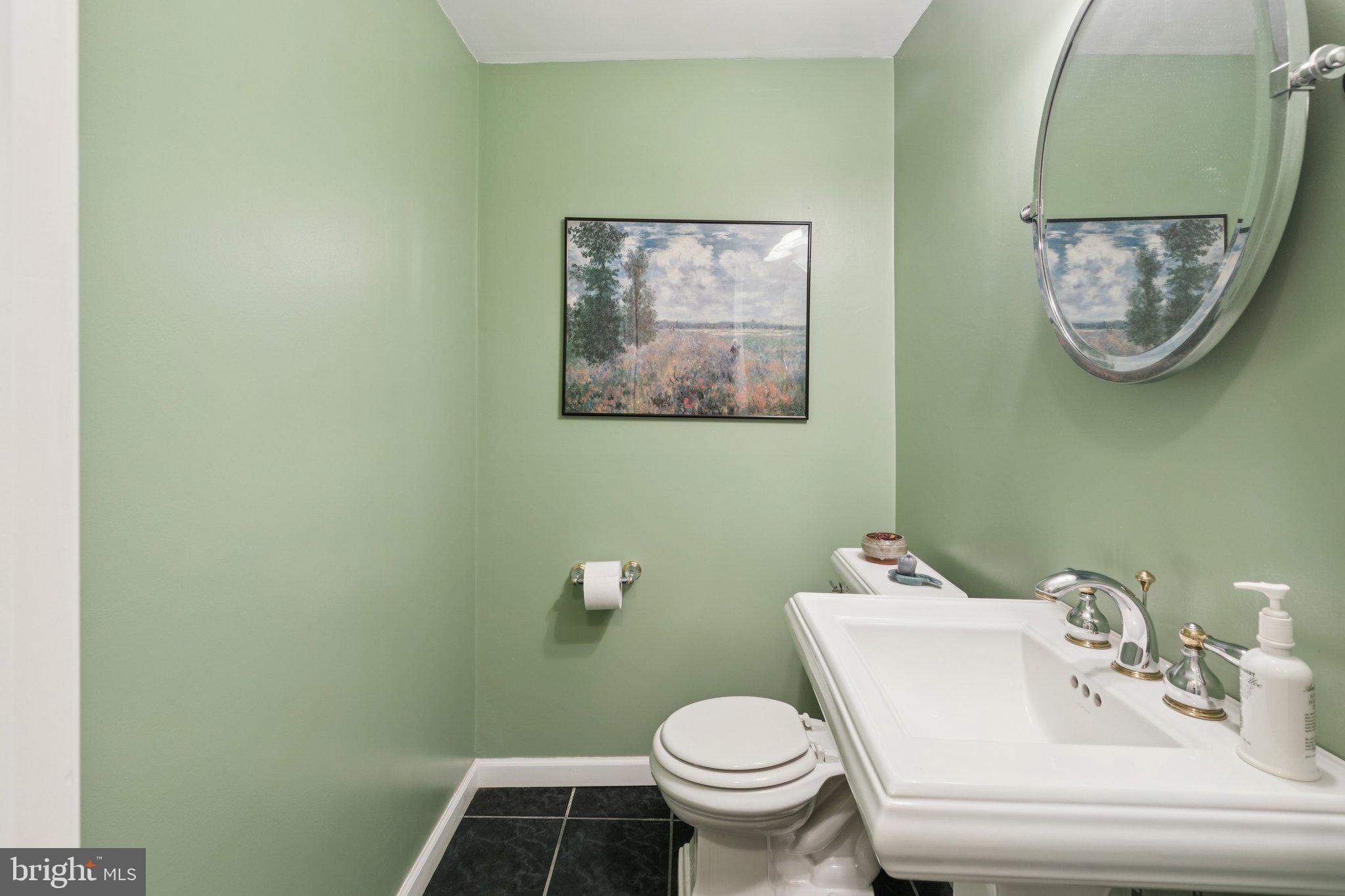 SOCIETY HILL - Residential