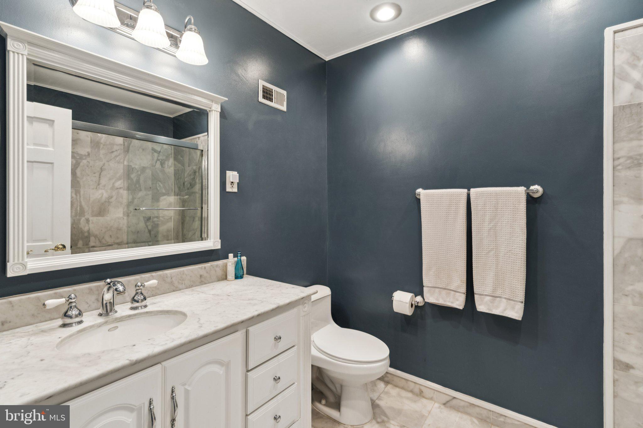 SOCIETY HILL - Residential