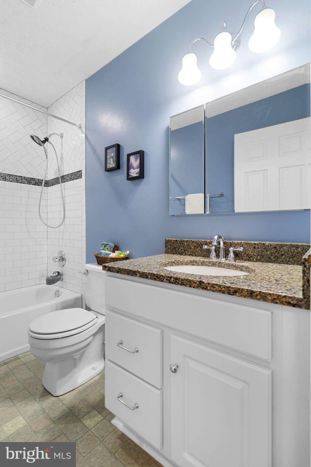 KINGS CONTRIVANCE - Residential