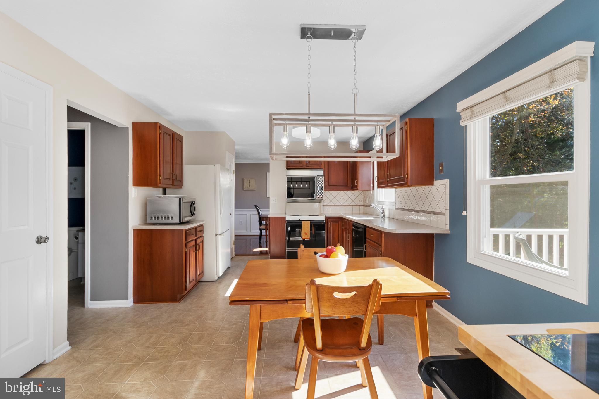 KINGS CONTRIVANCE - Residential