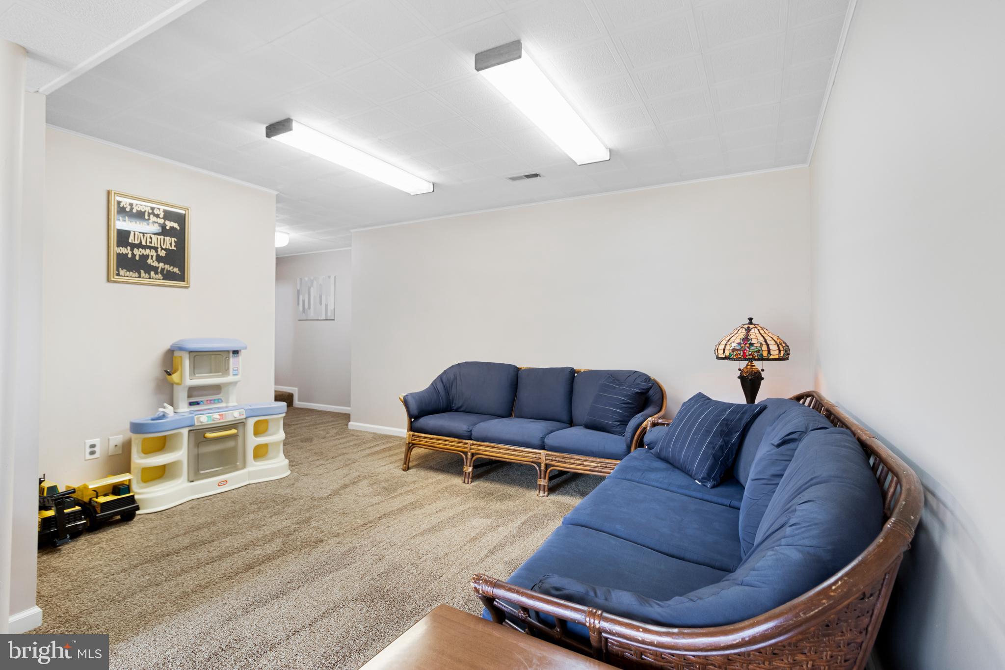 KINGS CONTRIVANCE - Residential