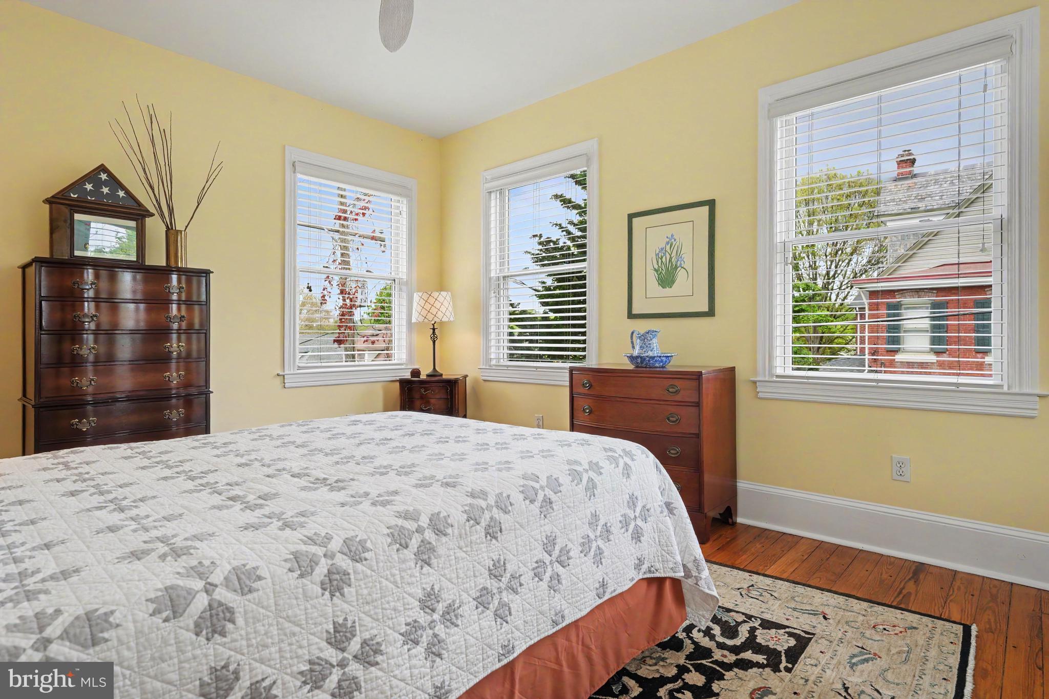 DOYLESTOWN BORO - Residential