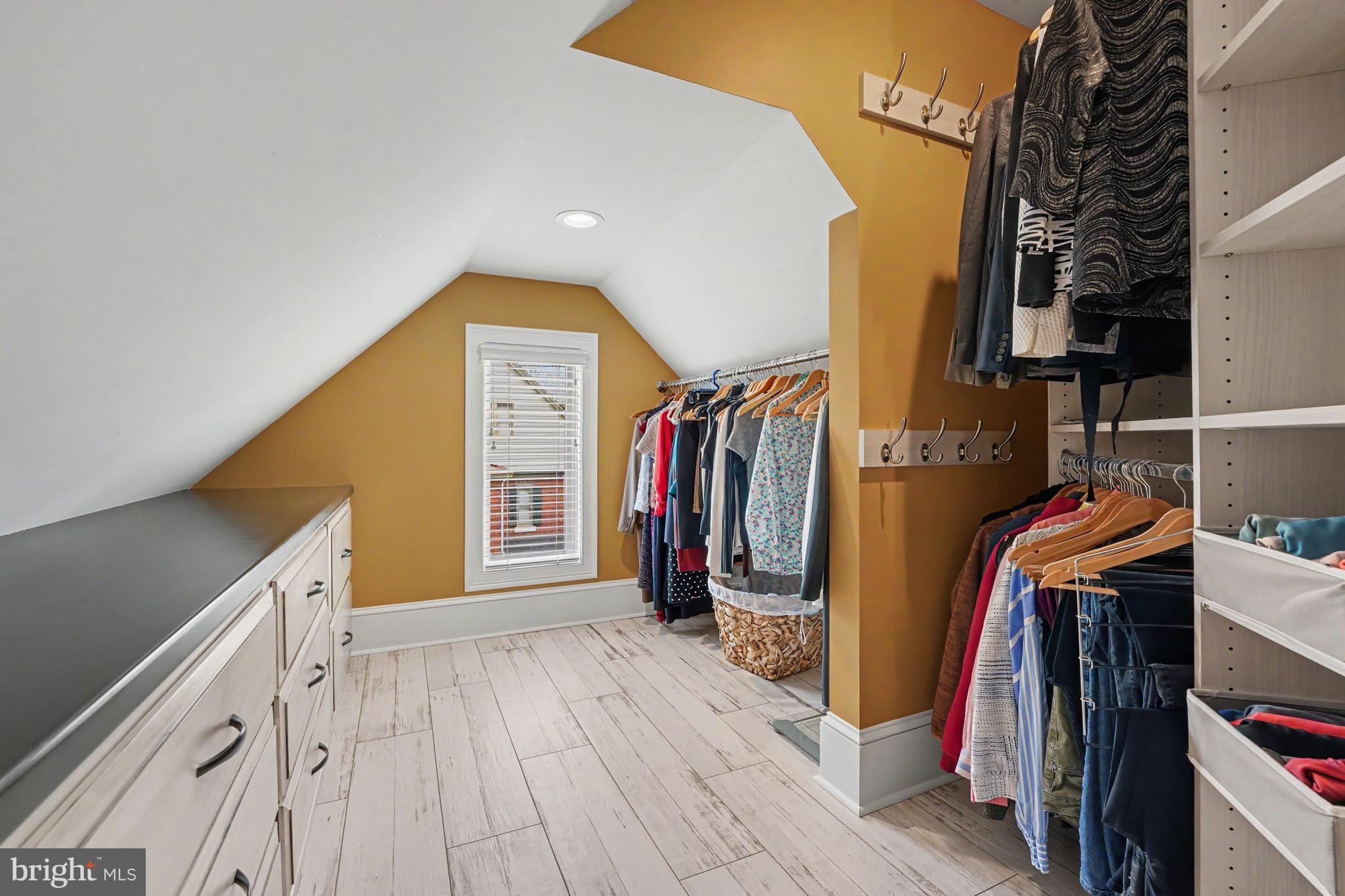 DOYLESTOWN BORO - Residential