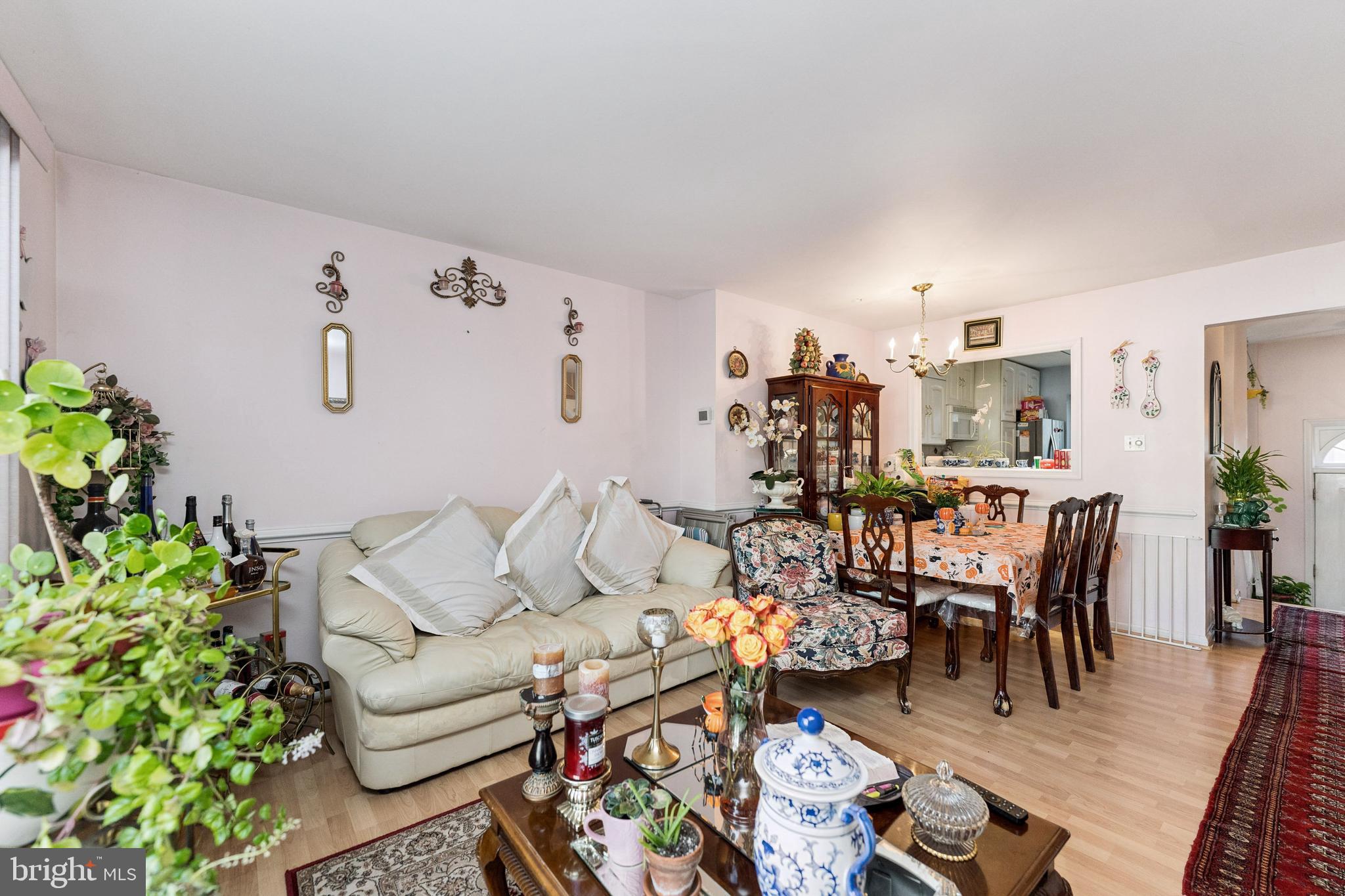 DUNN LORING VILLAGE - Residential