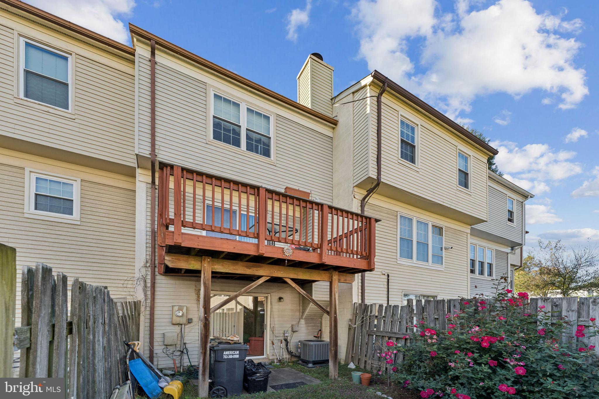 DUNN LORING VILLAGE - Residential