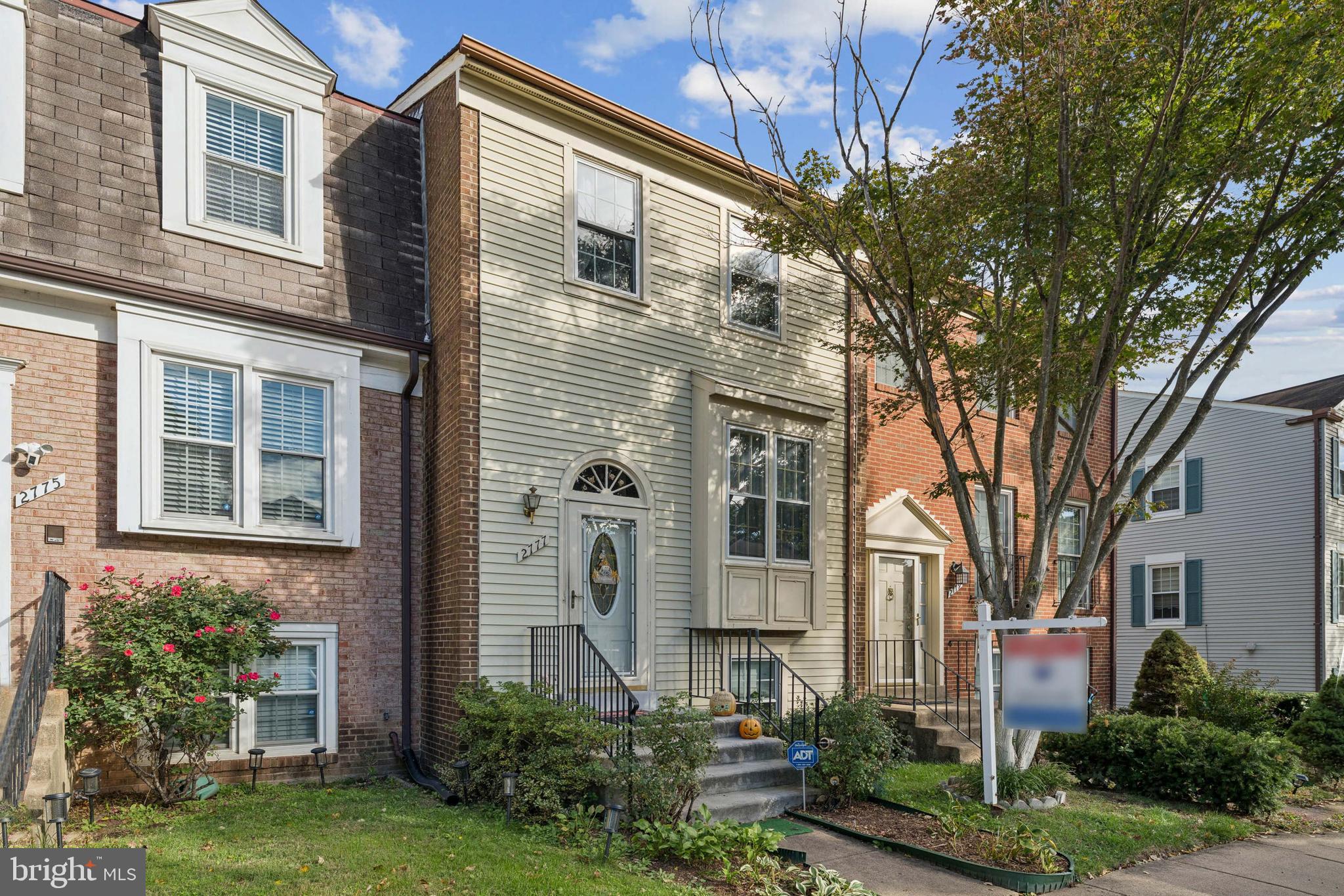 2777 GROVEMORE LANE