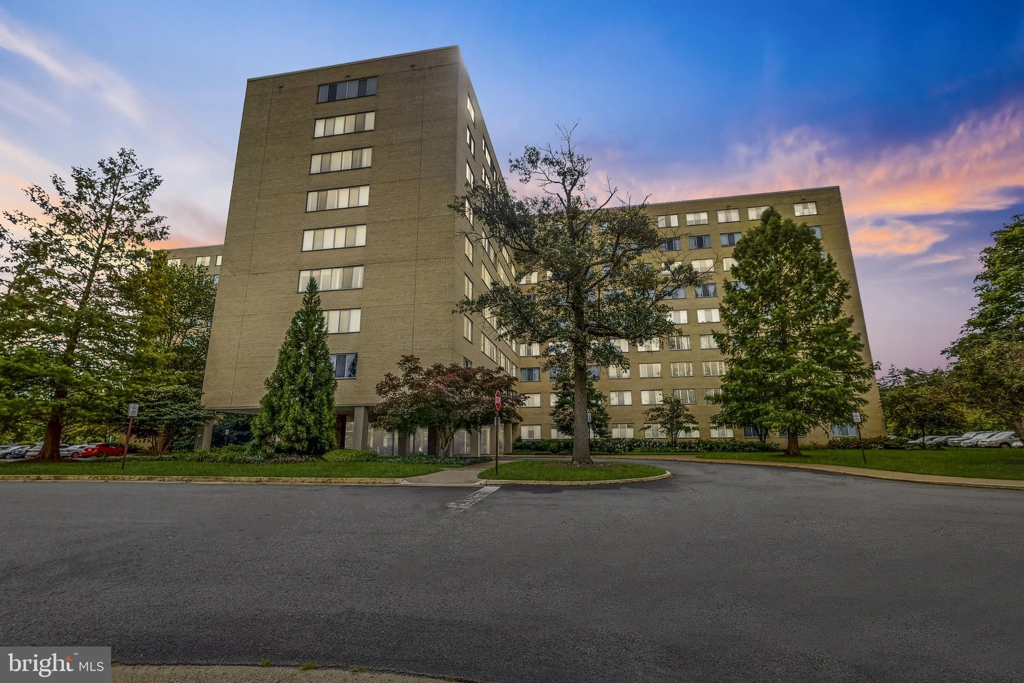 6641 Wakefield Drive Unit 219, Alexandria, VA 22307