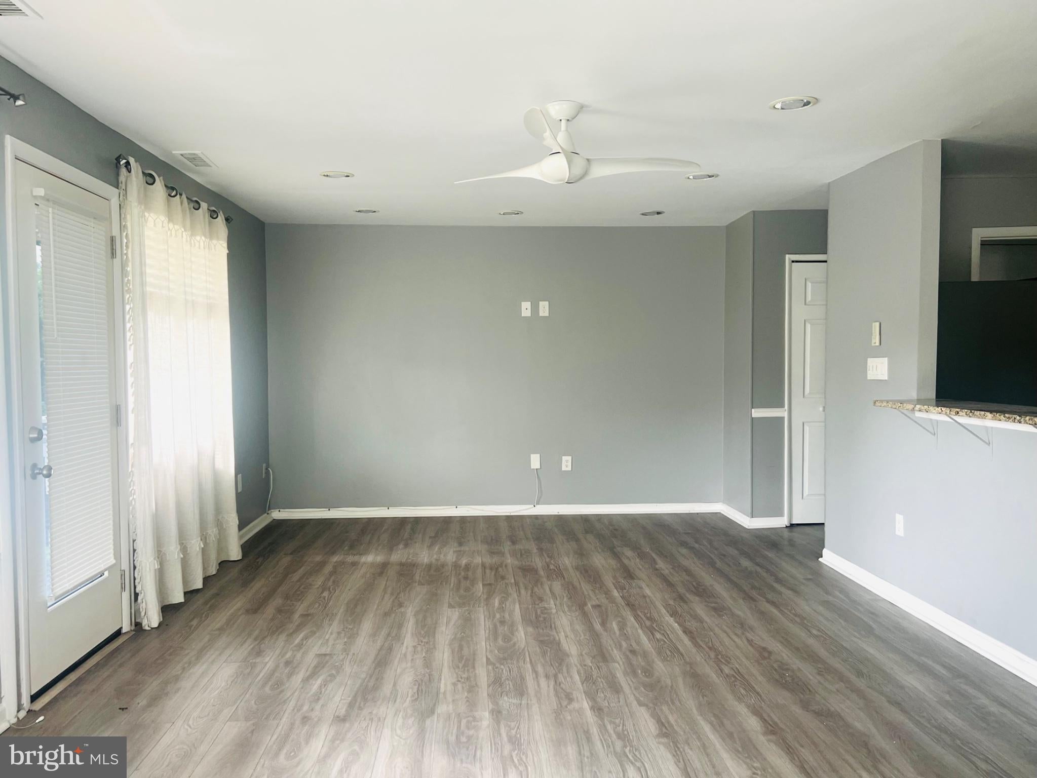 554 WILSON DRIVE C-1