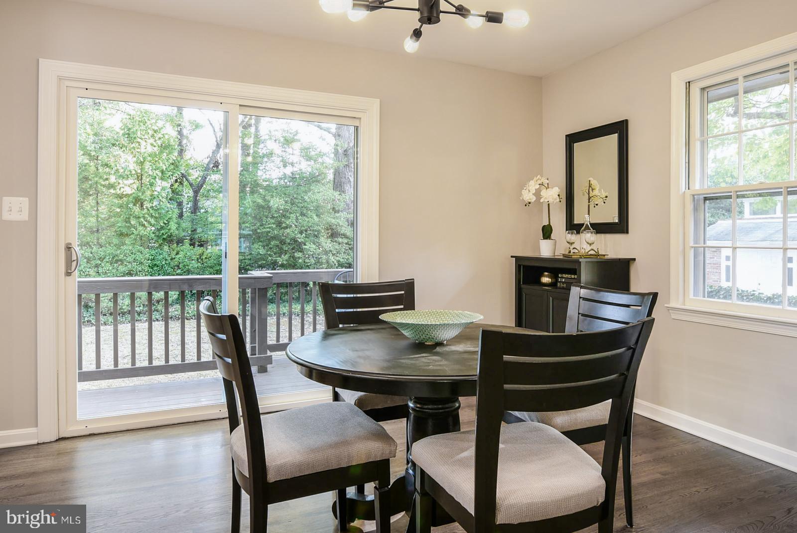 RIVERSIDE GARDENS - Residential