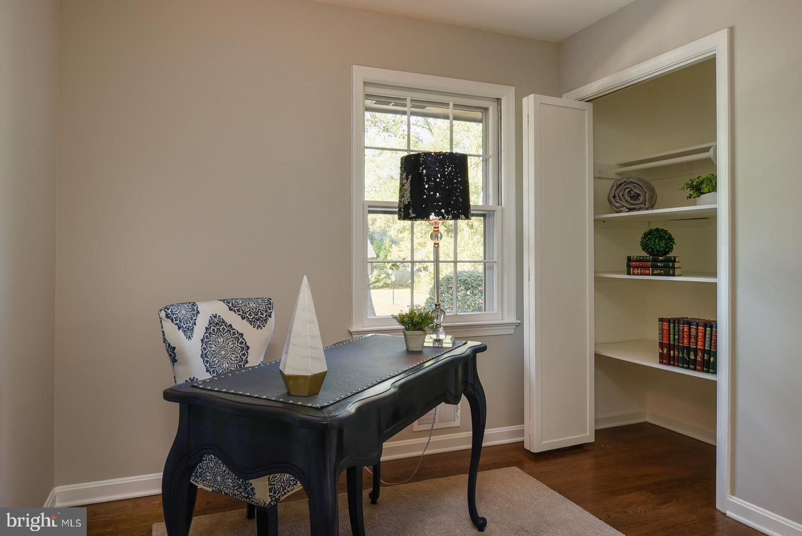 RIVERSIDE GARDENS - Residential