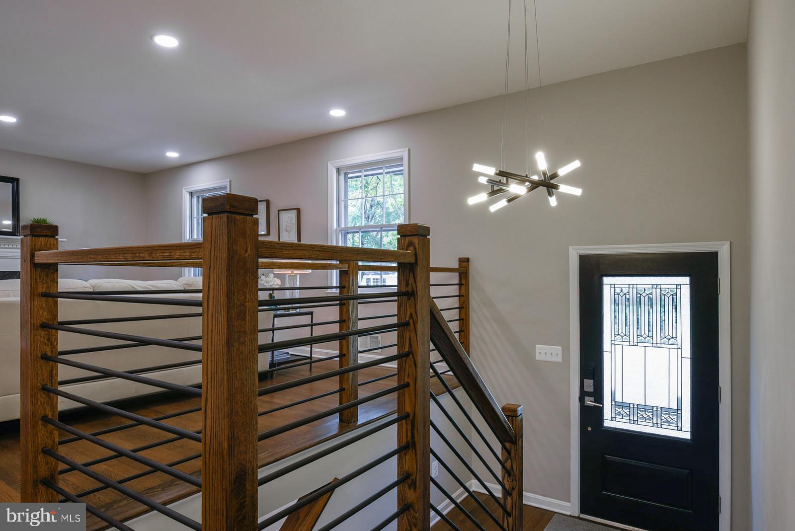 RIVERSIDE GARDENS - Residential