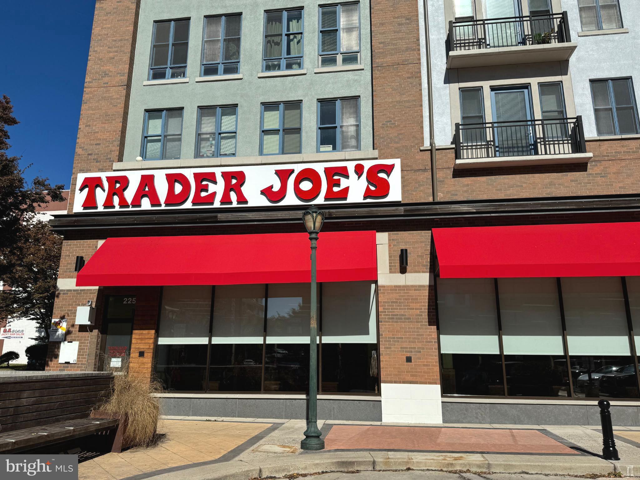 AMERICANA CENTRE - Residential