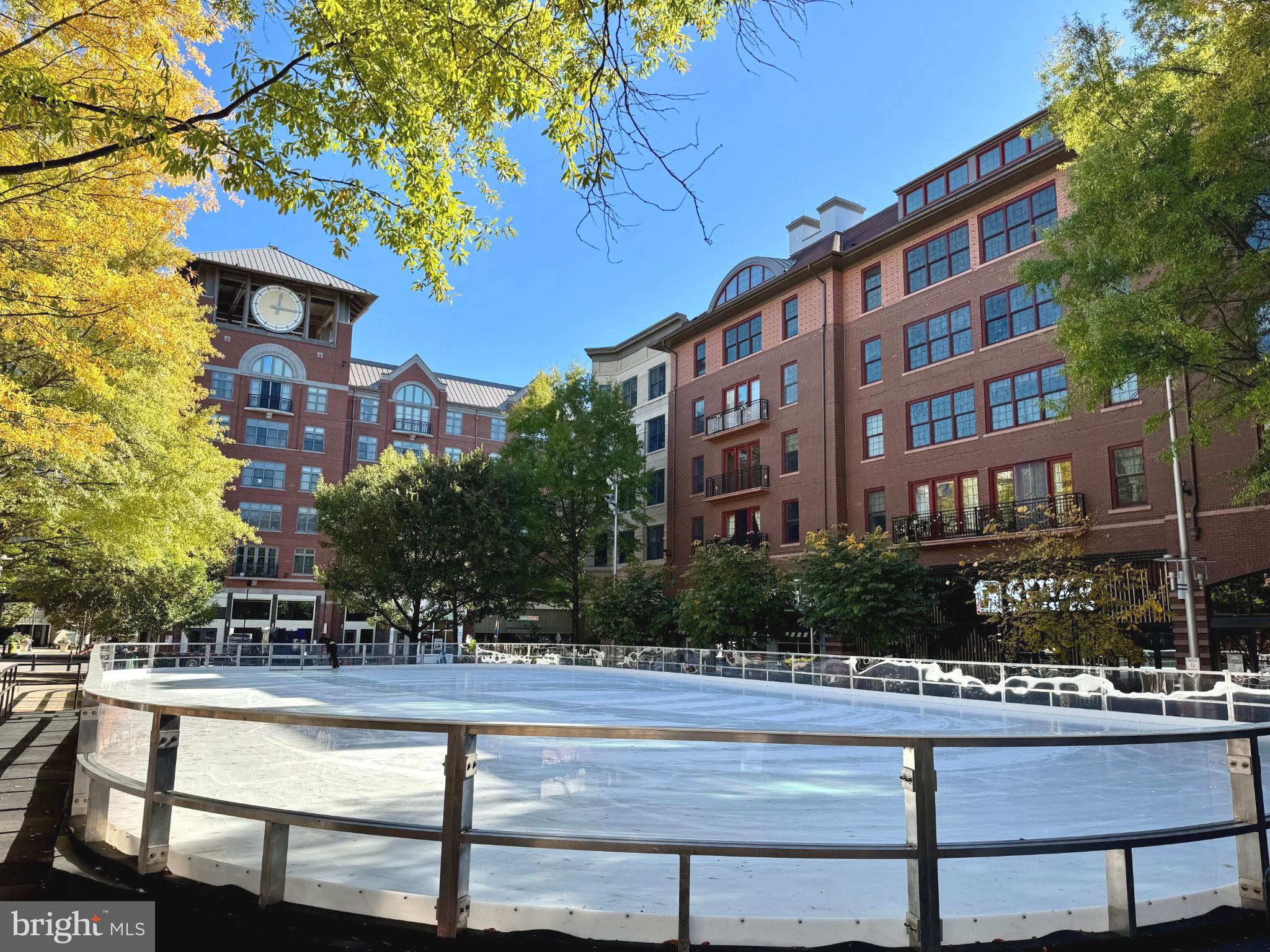 AMERICANA CENTRE - Residential