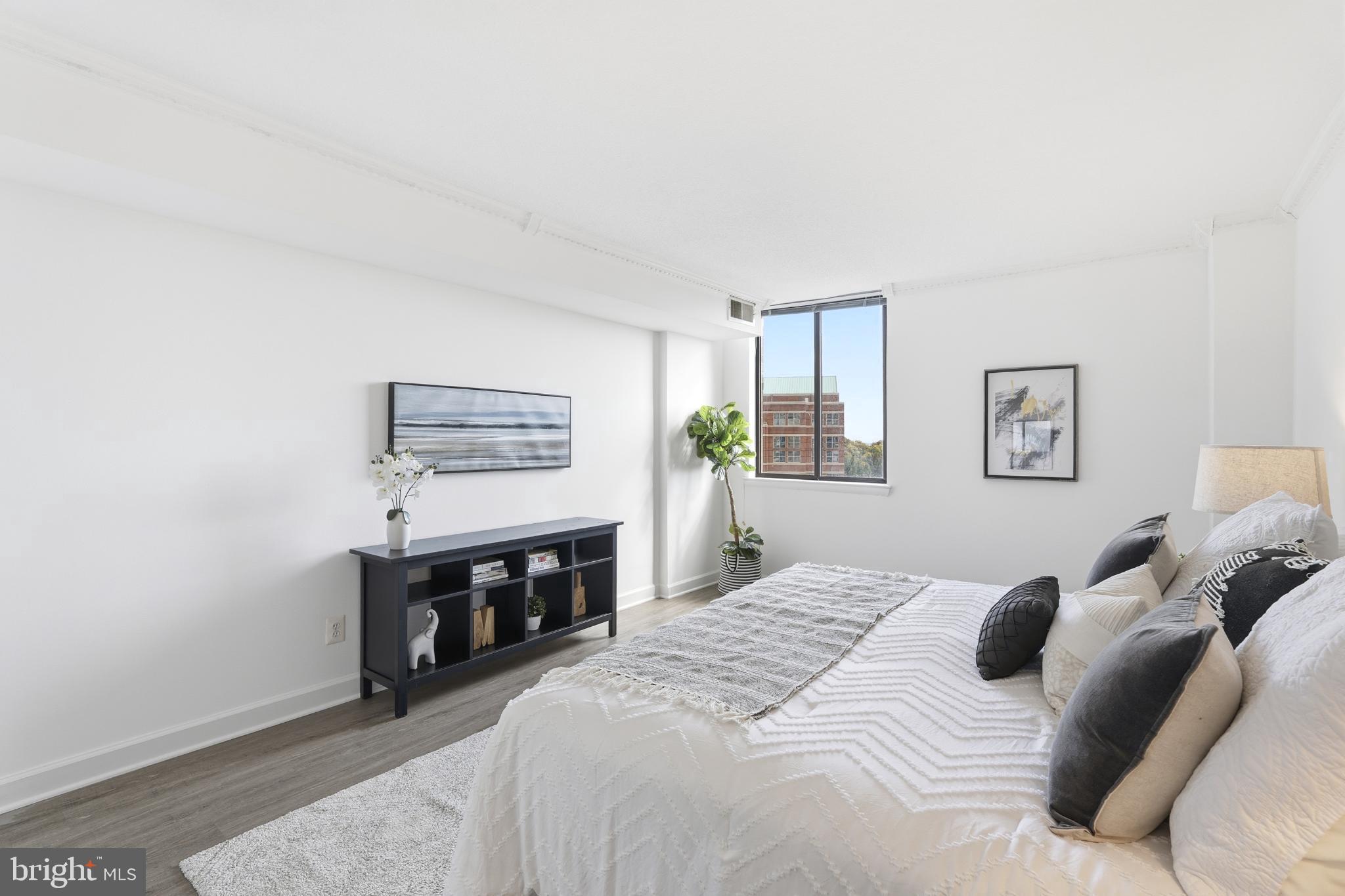 AMERICANA CENTRE - Residential