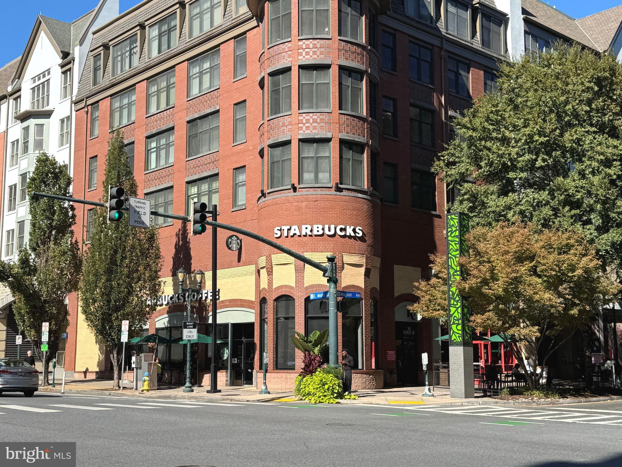 AMERICANA CENTRE - Residential