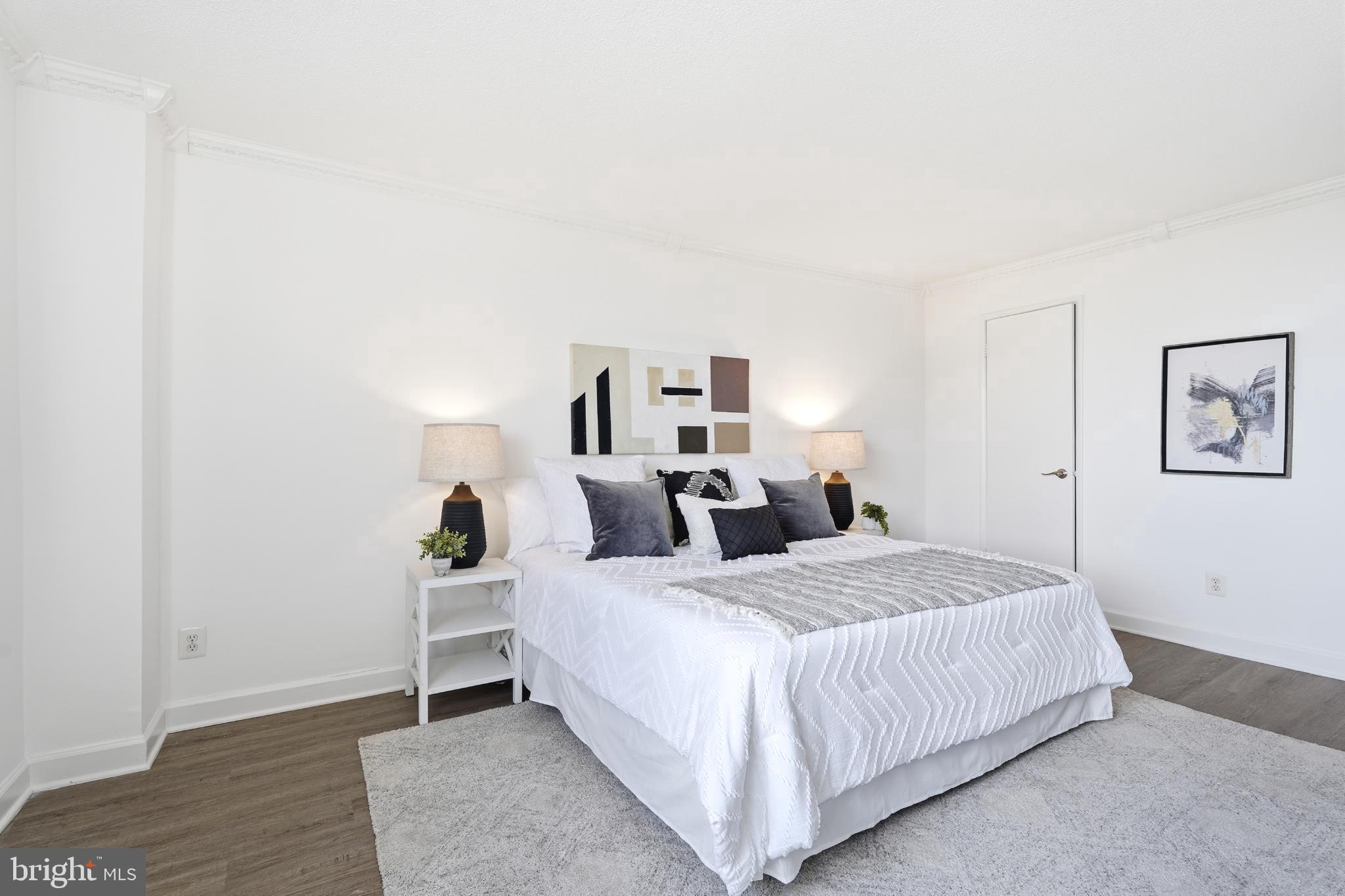 AMERICANA CENTRE - Residential