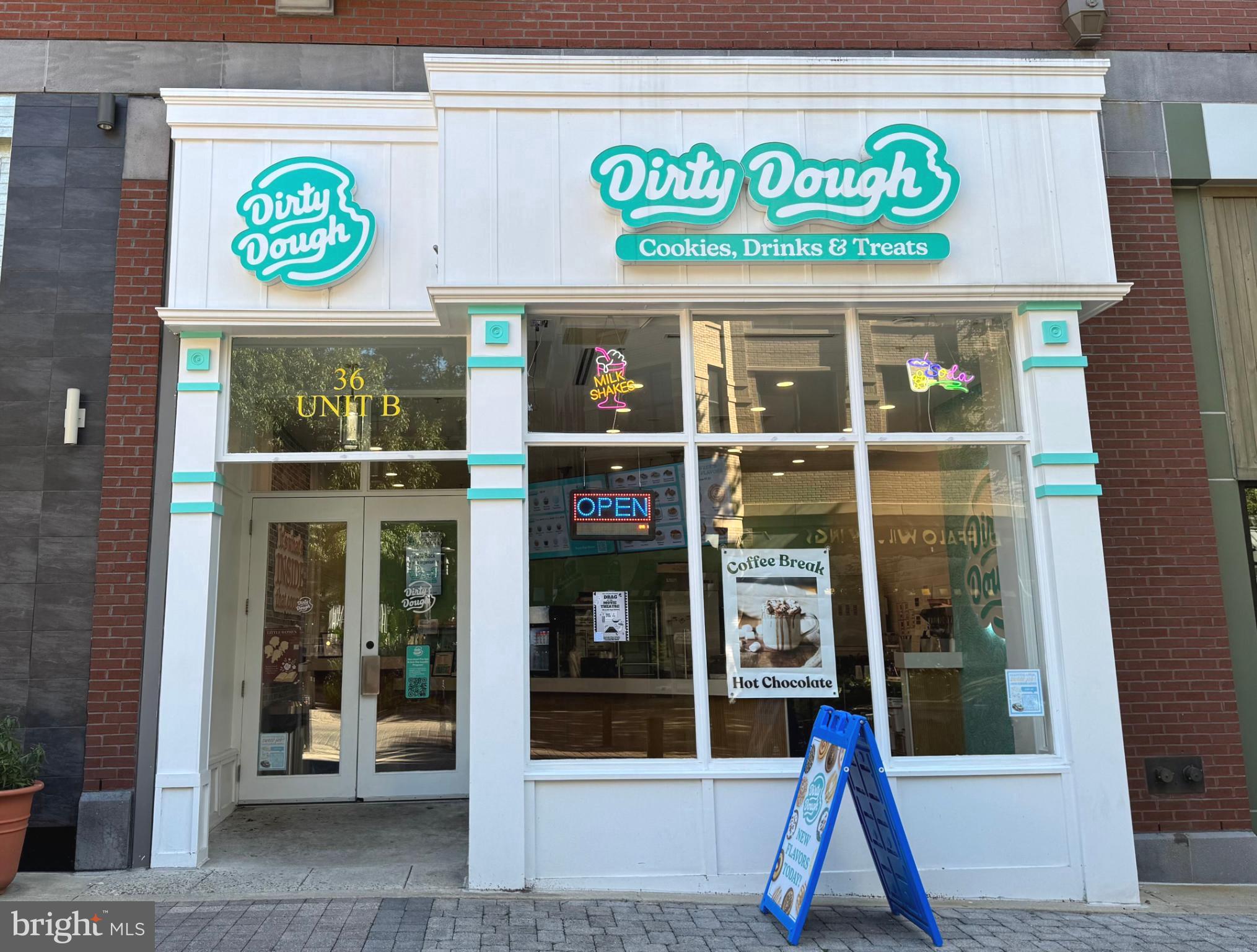 AMERICANA CENTRE - Residential