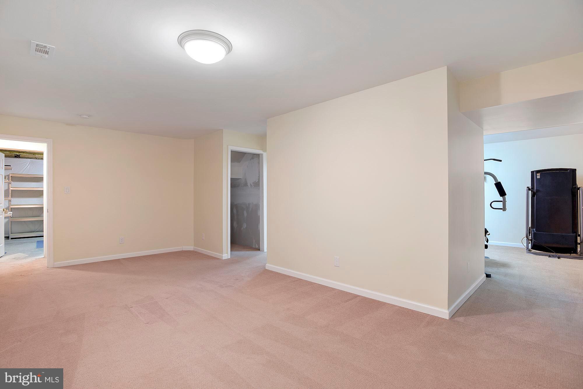 RIDINGS AT BLUE SPRINGS - Residential