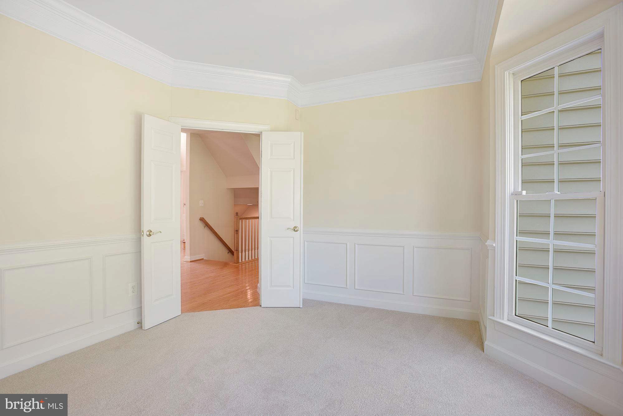 RIDINGS AT BLUE SPRINGS - Residential