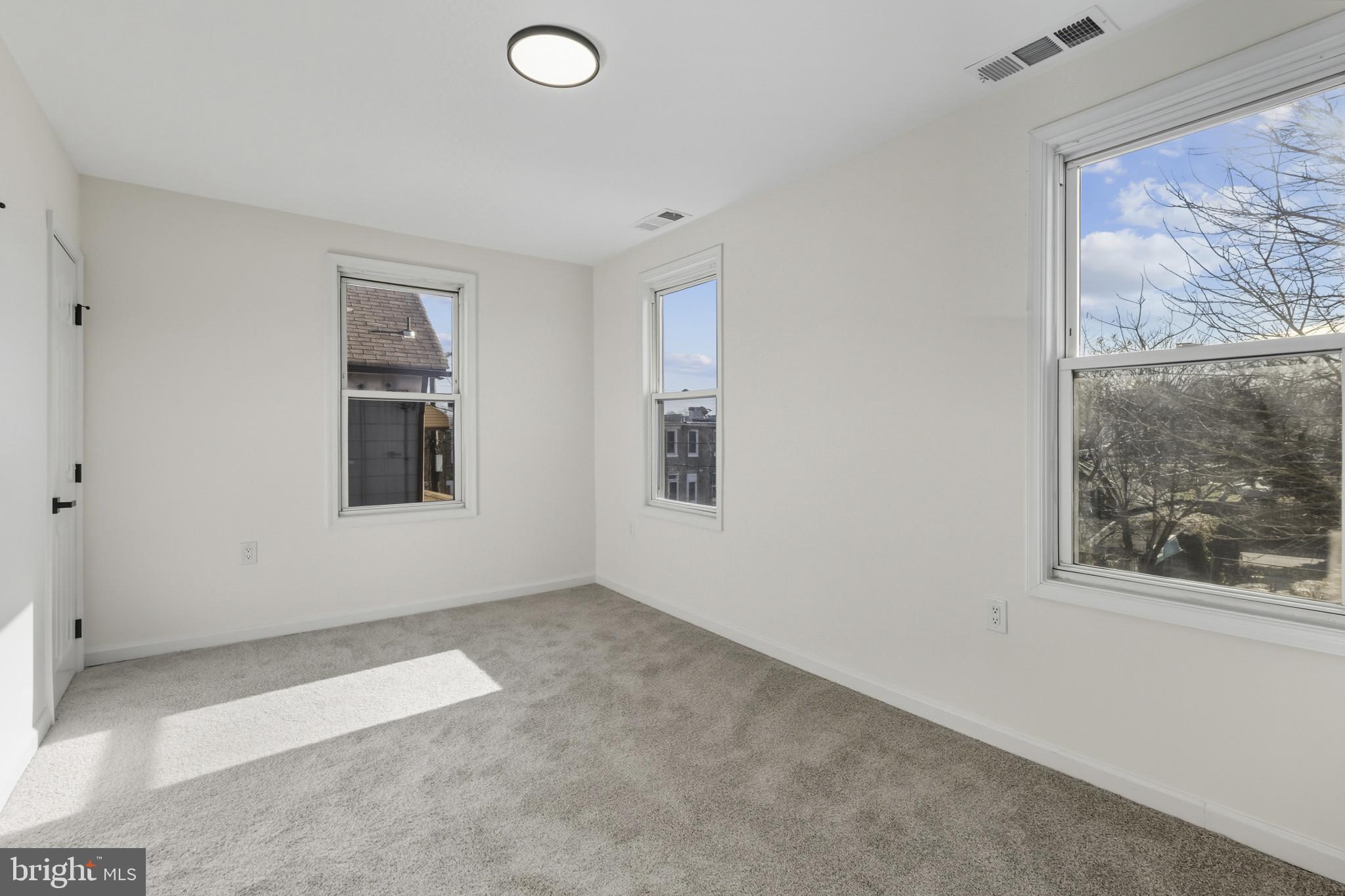 BROOKLYN - Residential