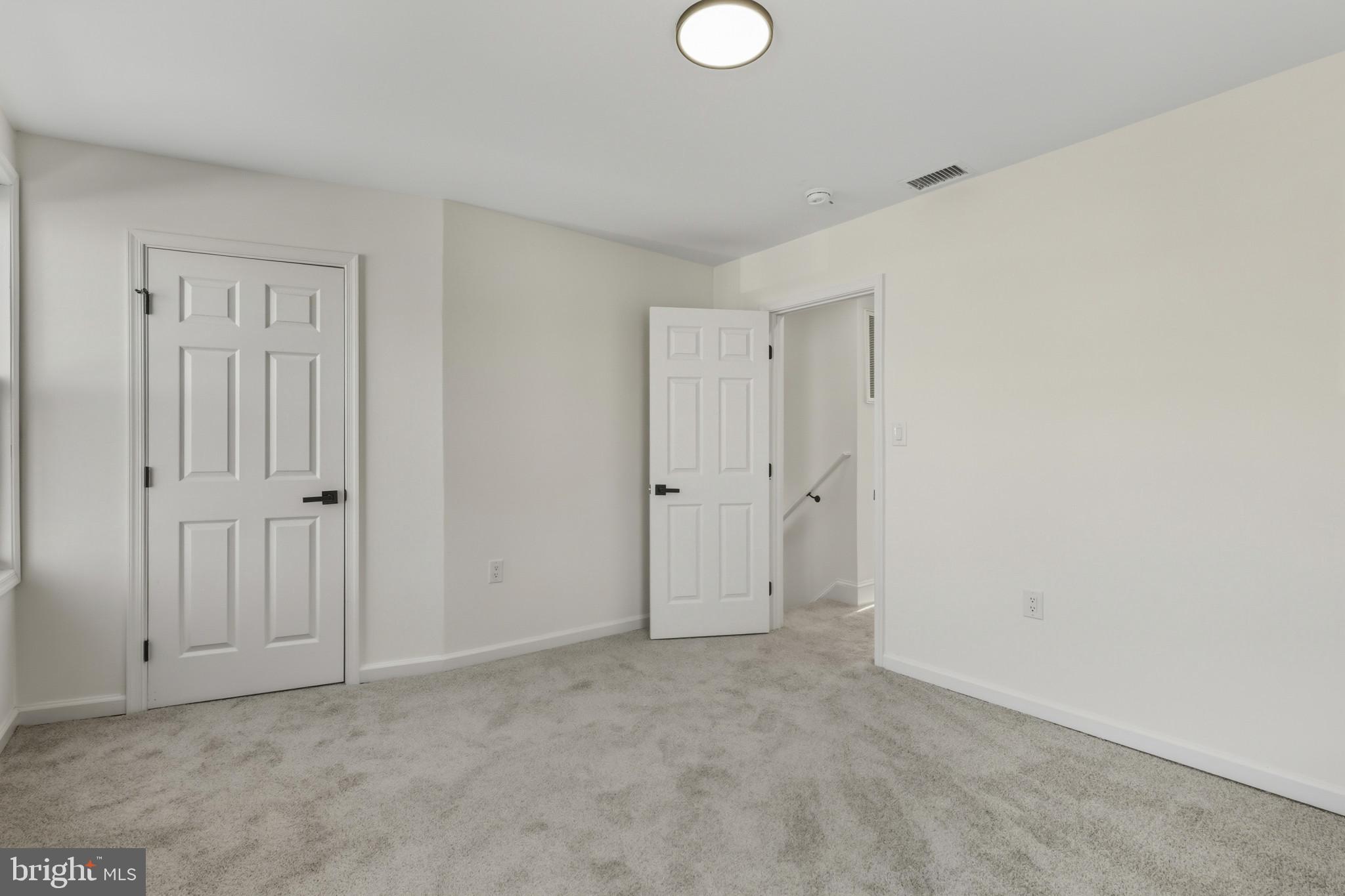 BROOKLYN - Residential