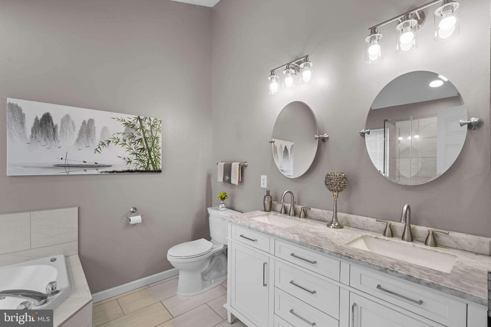 TRAILSIDE - Residential